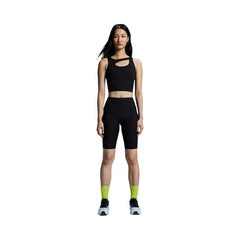 On Studio Cut-Out Crop Black