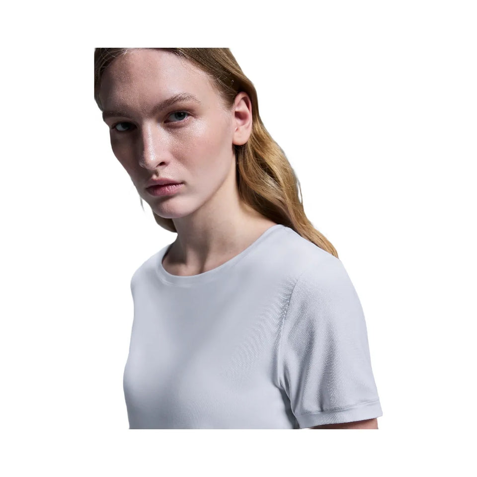 On Movement-T White