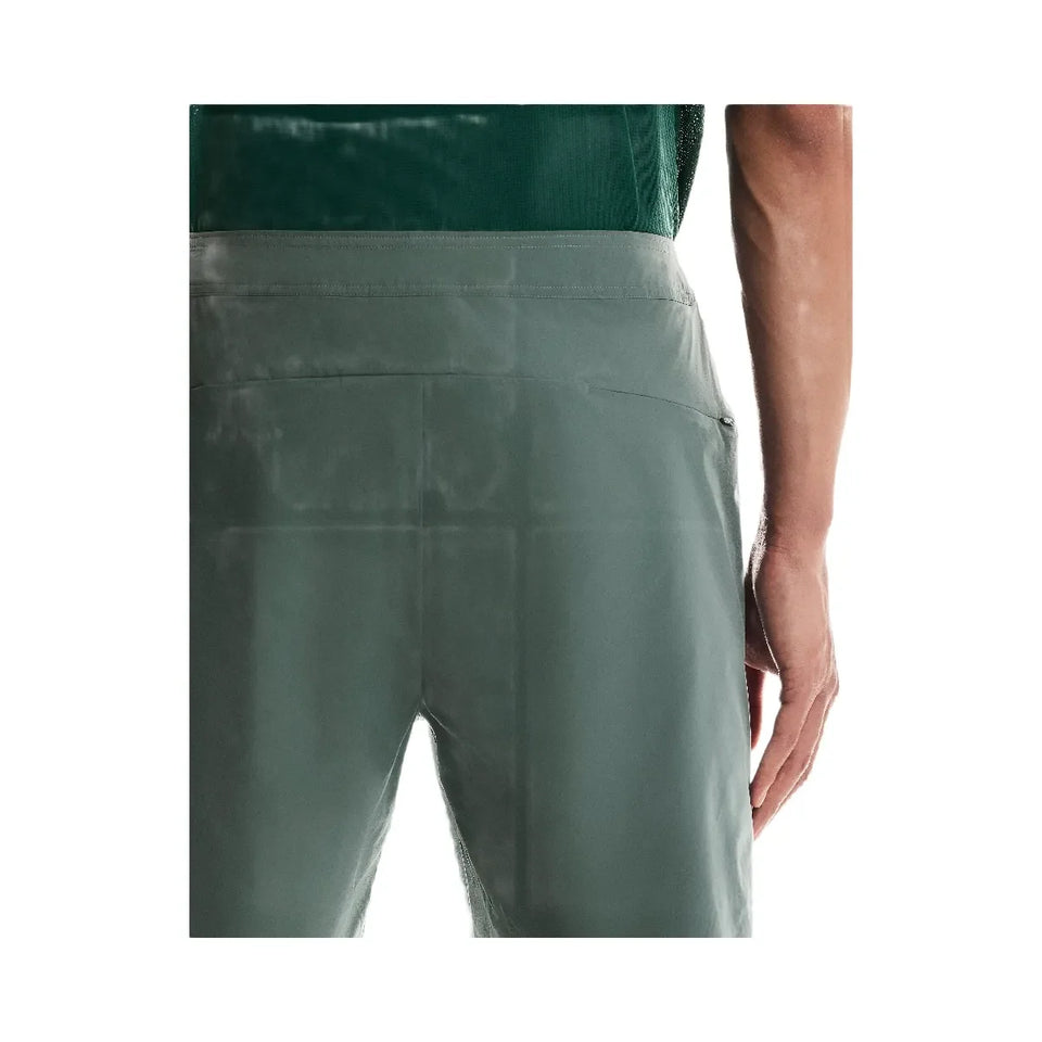 On Performance Hybrid Shorts Olive