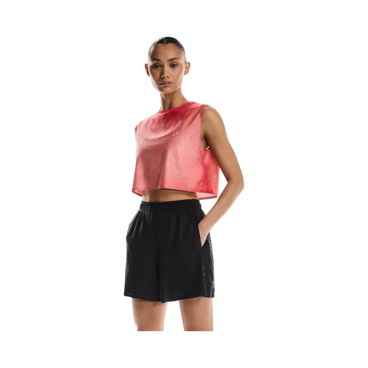 On Pace Mesh Shorts Black