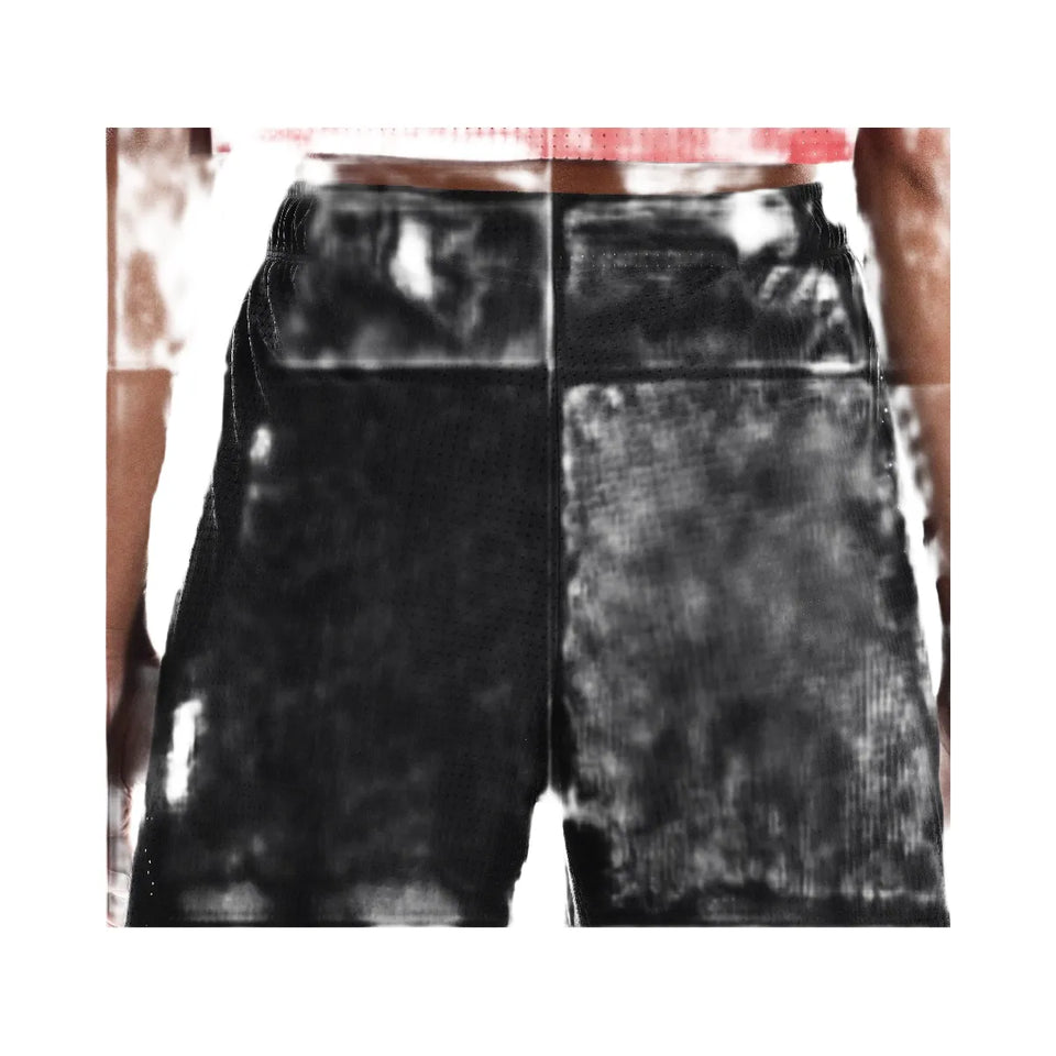 On Pace Mesh Shorts Black