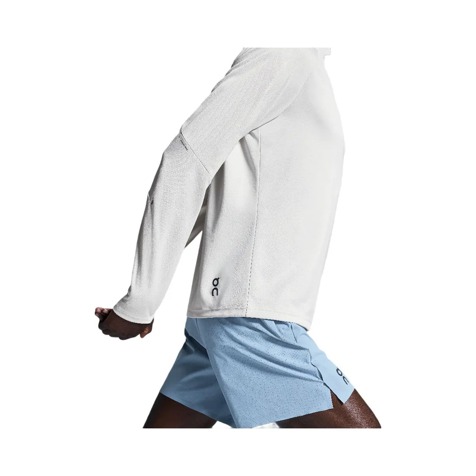 On 5" Performance Shorts Chambray