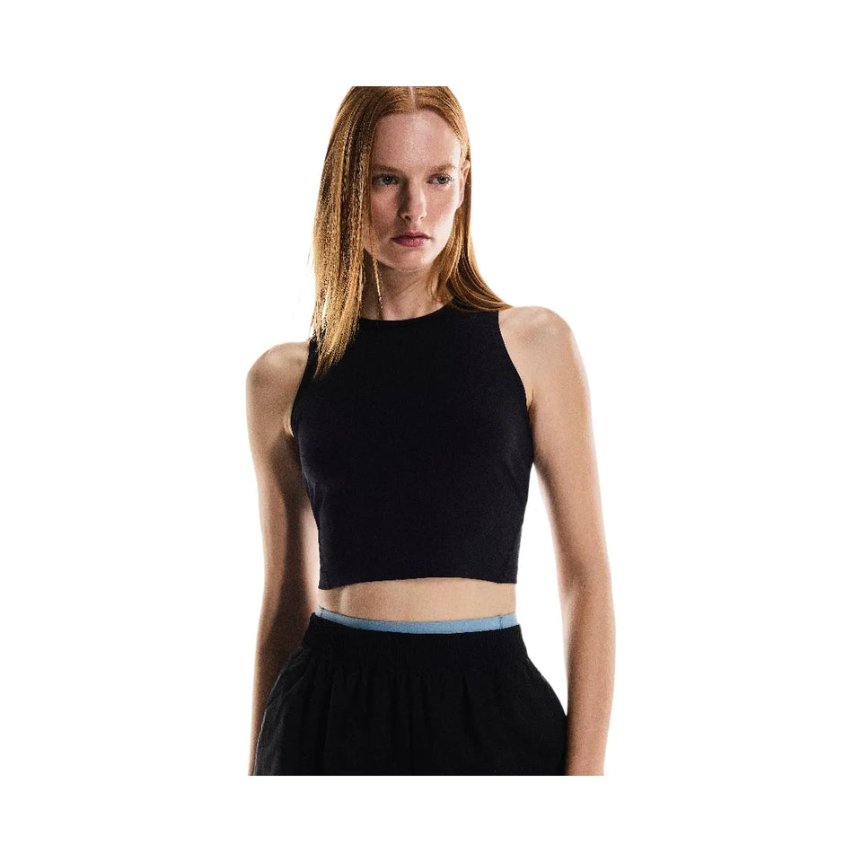 On Studio Crop Black