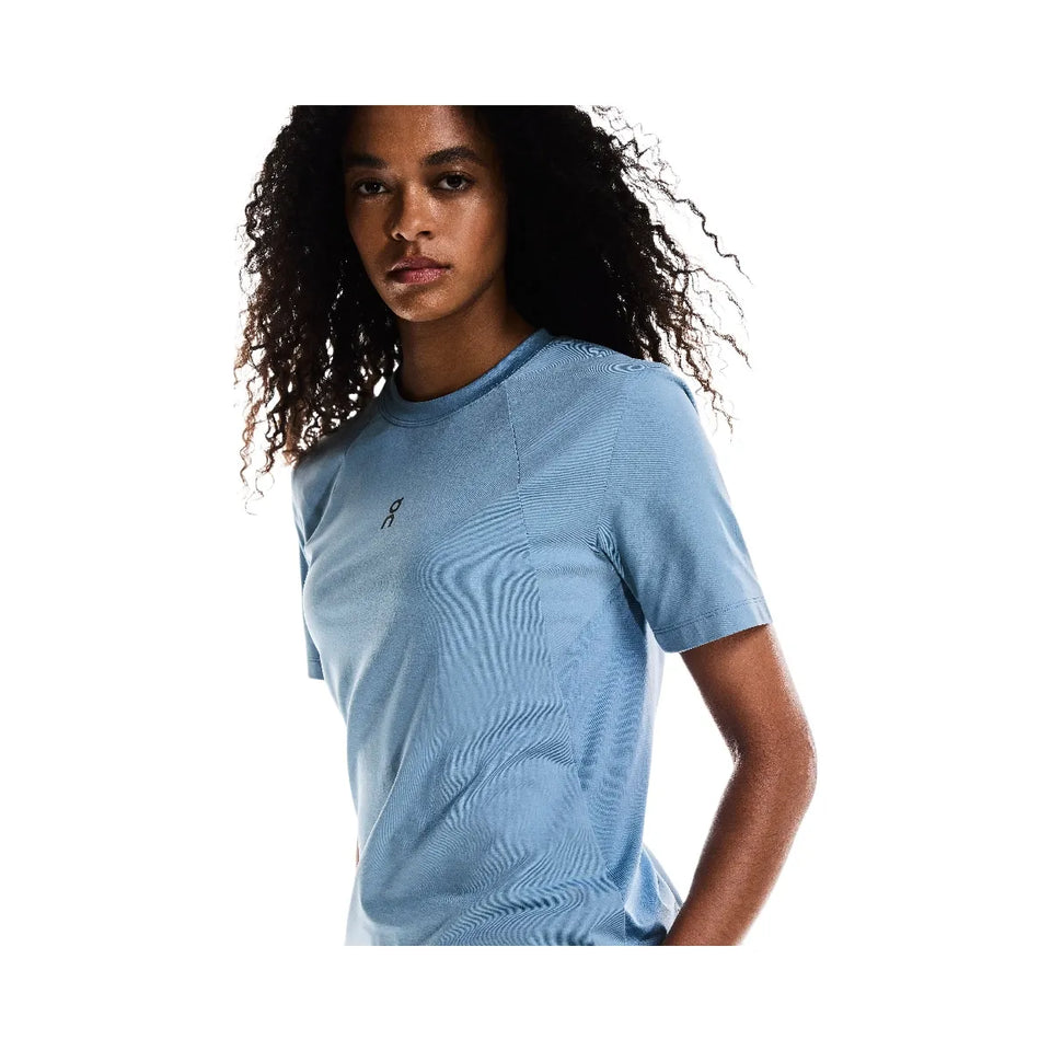 On Trek-T Chambray