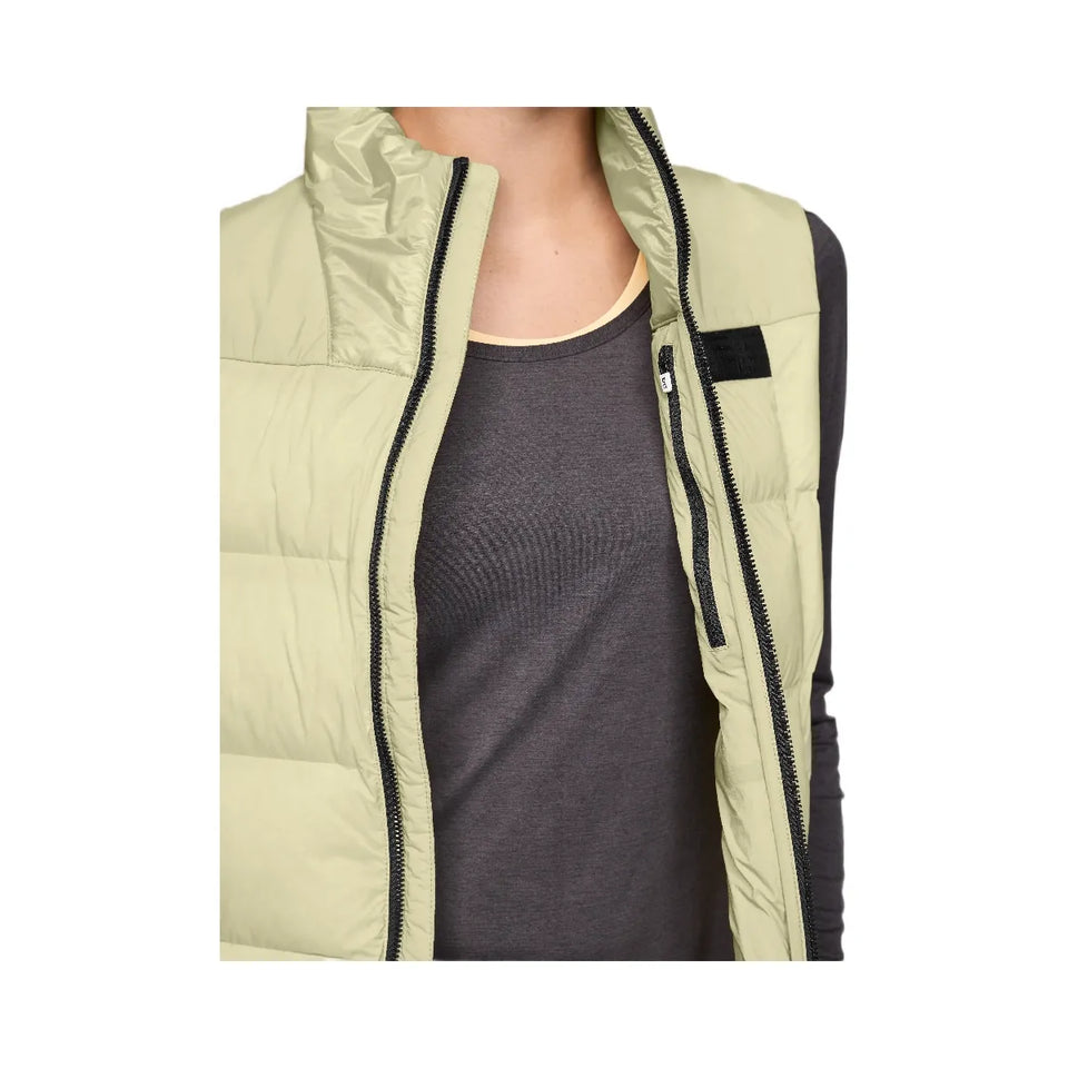 On Challenger Vest Endive