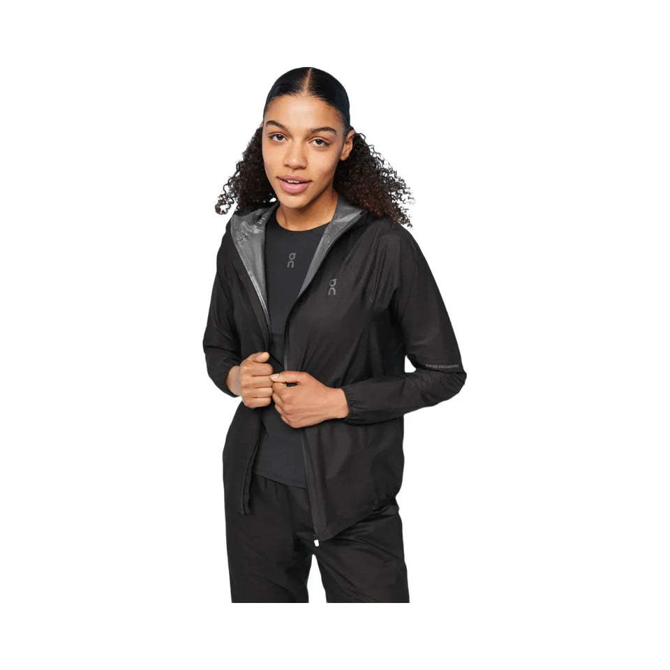 On Ultra Jacket Black