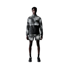 On Lightweight Shorts Lumos Black