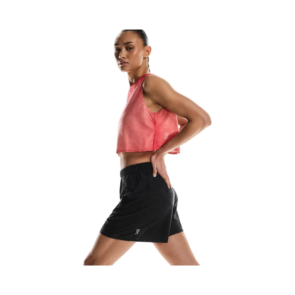 On Pace Mesh Shorts Black