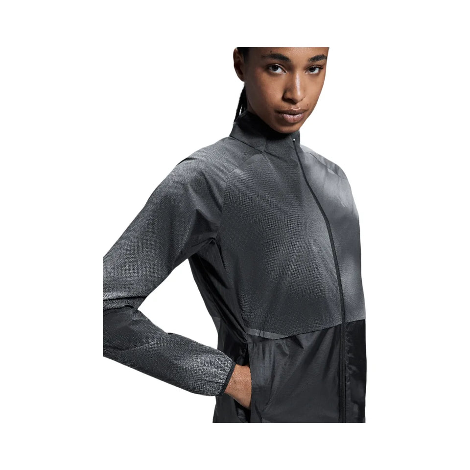 On Weather Jacket Lumos Black