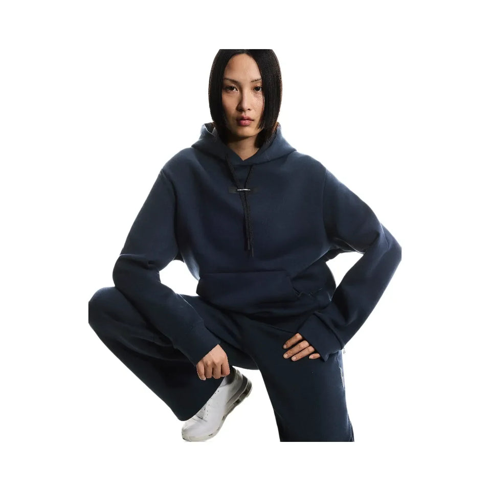 On Focus Tech Hoodie Navy