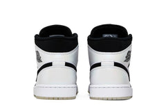 Air Jordan 1 Mid SE Black And White