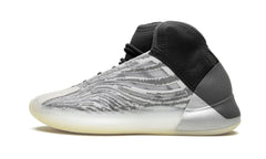 Adidas Yeezy Qntm Lifestyle Model