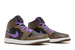 Air Jordan 1 Mid PalominoWhiteWild Berry