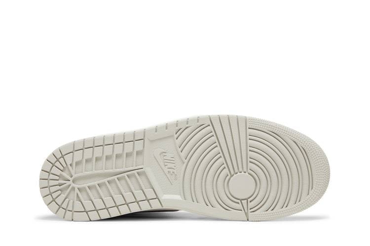 Air Jordan 1 Retro High White Cement