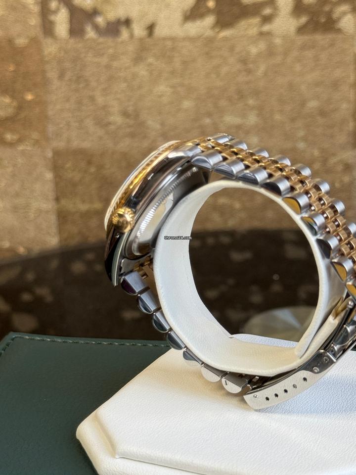 Rolex | Datejust | 16233 | Gold/Steel | 36 mm | Gold/Steel | Silver | Automatic