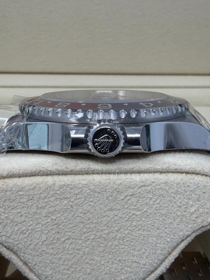 Rolex | GMT-Master II | 126710BLRO | Steel | 40 mm | Steel | Blue | Automatic