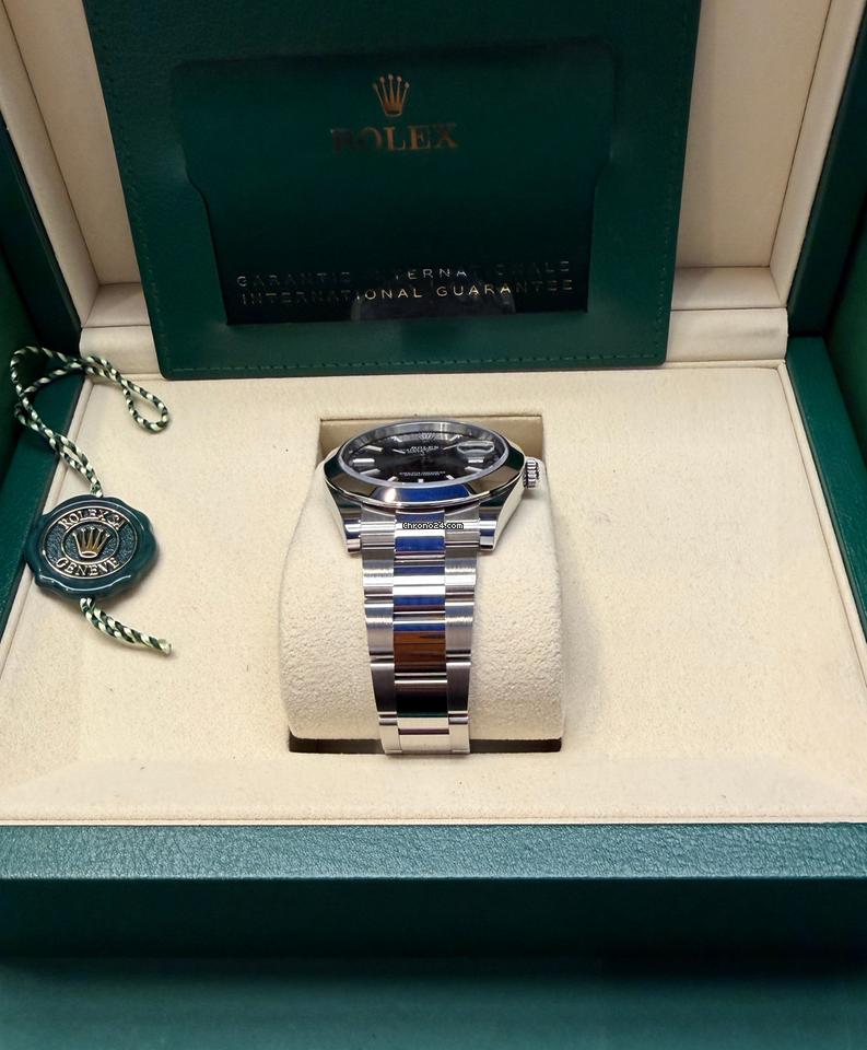 Rolex | Datejust | 126300 2025 New Unworn | Steel | 41 x 48 mm | Steel | Grey | Automatic
