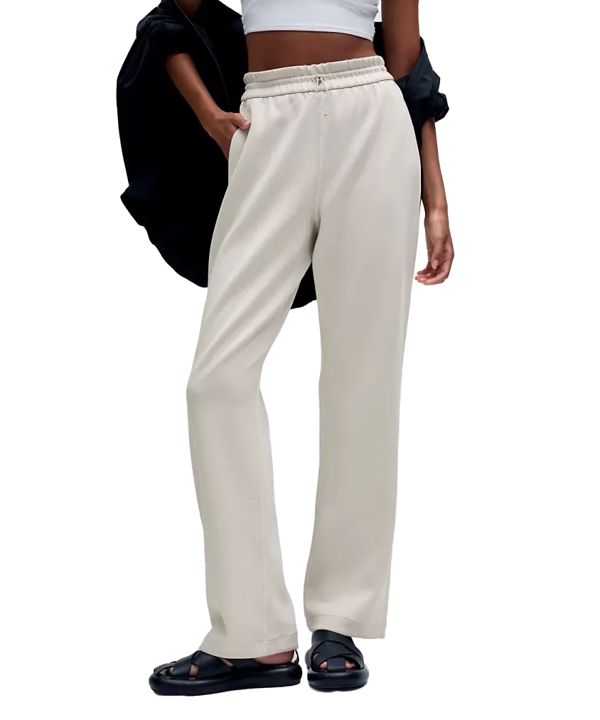 Lululemon Softstreme High-Rise Pant Shorts Bone