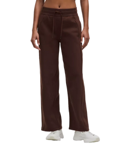 Lululemon Scuba Mid-Rise Wide-Leg Pant Lava Cake