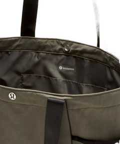Lululemon Daily Multi-Pocket Tote Bag 20L Grey Sage/Black