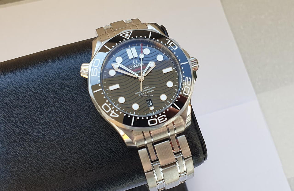 Omega Seamaster Diver 300 Mfull set | from 2026