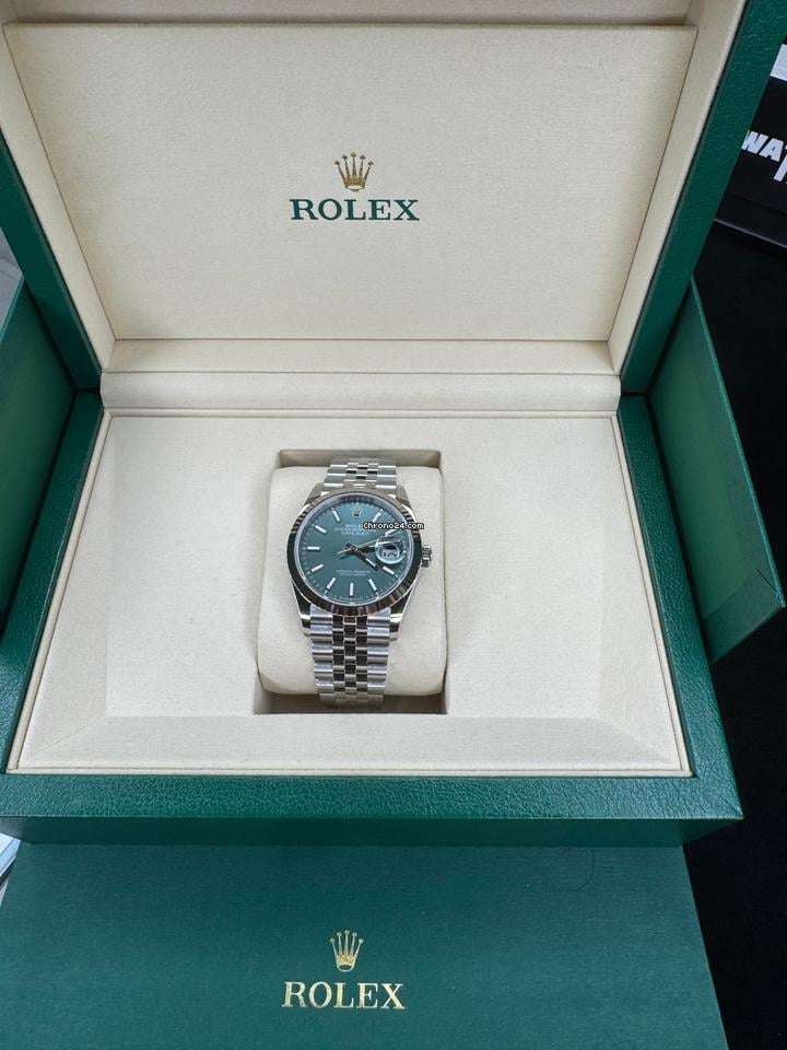 Rolex | Datejust | 126234 | Gold/Steel | 36 mm | Steel | Green | Automatic