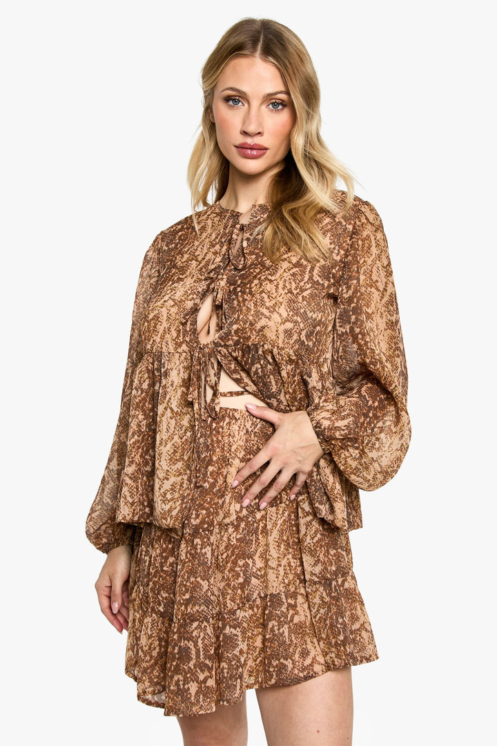 Maternity Elasticated Waist Chiffon Snake Print Tiered Mini Skirt