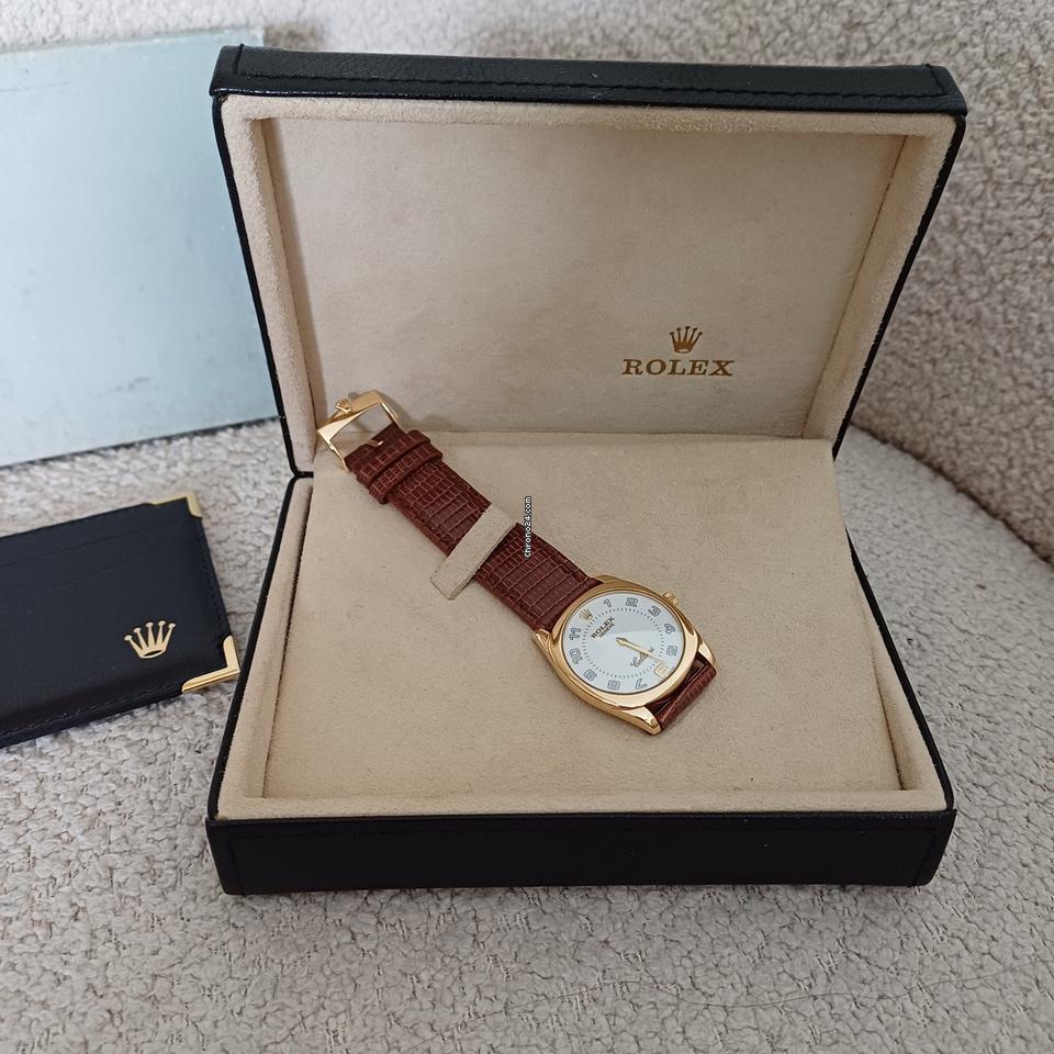 Rolex | Cellini | 4233 | 34 x 40 mm | Leather | Manual winding