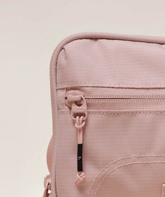 Women's Gymshark Active Crossbody Lift Pink