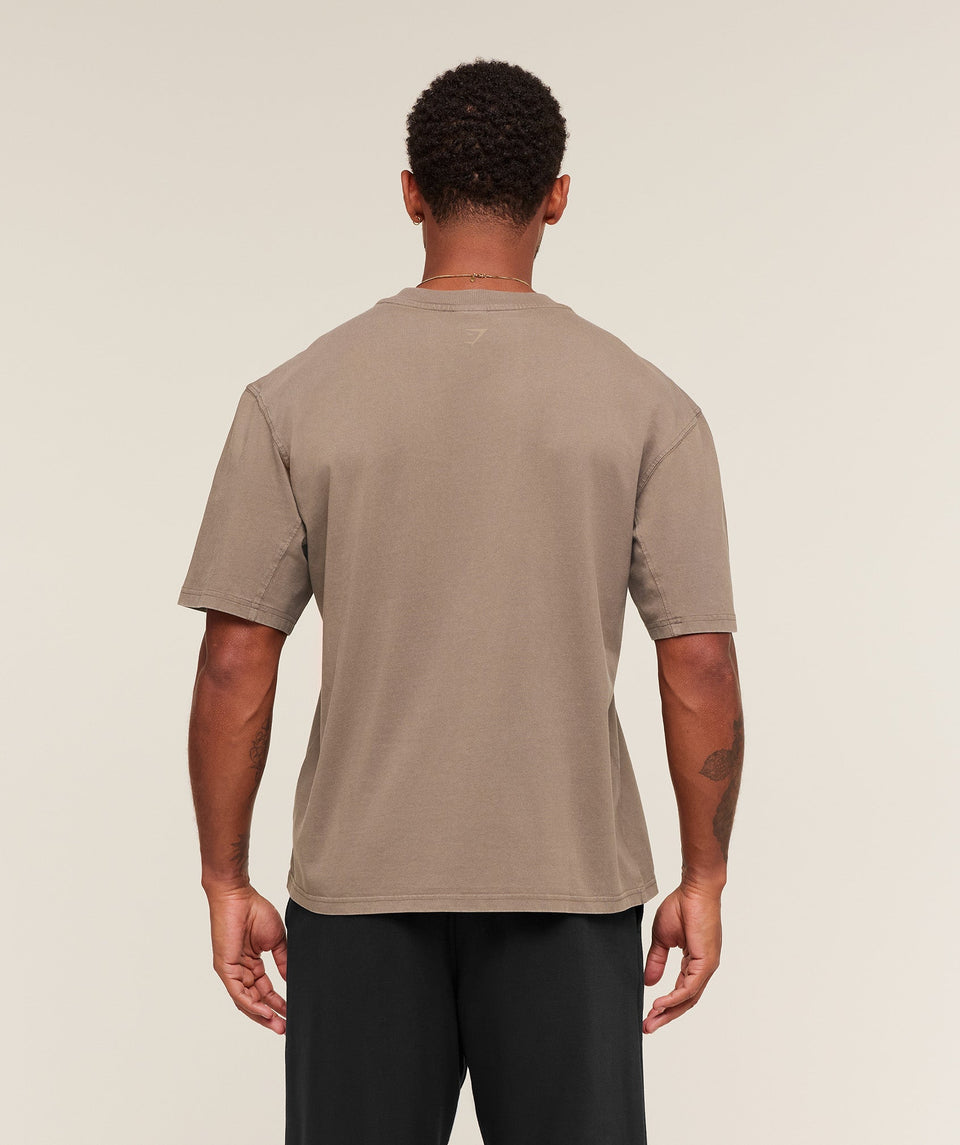 Gymshark Collegiate Washed T-Shirt oversized fit Soft Brown