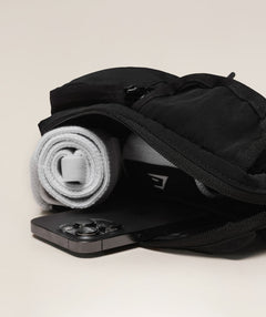 Women's Gymshark Pleat Sling Bag Black