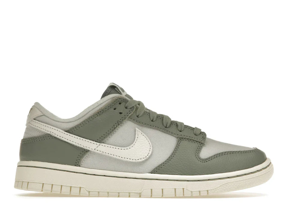 NIKE DUNK LOW MICA GREEN
