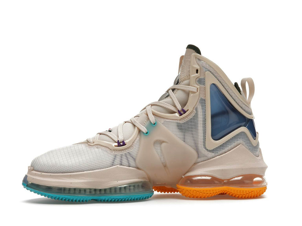 NIKE LEBRON 19 "PEARL WHITE UNIVERSITY GOLD"