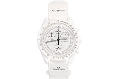 Swatch x Omega Bioceramic Moonswatch Mission To Moonphase Snoopy