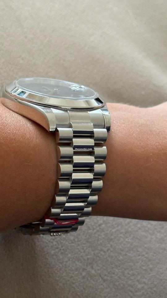 Rolex | Day-Date | 218206 | Platinum | 41 mm | Platinum | Black | Automatic
