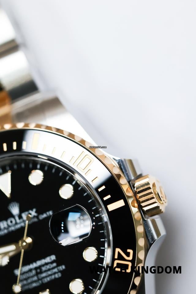 Rolex | Submariner | 126613LN | Yellow gold | 41 mm | Gold/Steel | Black | Automatic