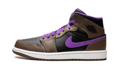 Air Jordan 1 Mid PalominoWhiteWild Berry