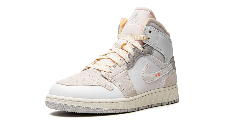 Air Jordan 1 Mid SE Craft Inside Out