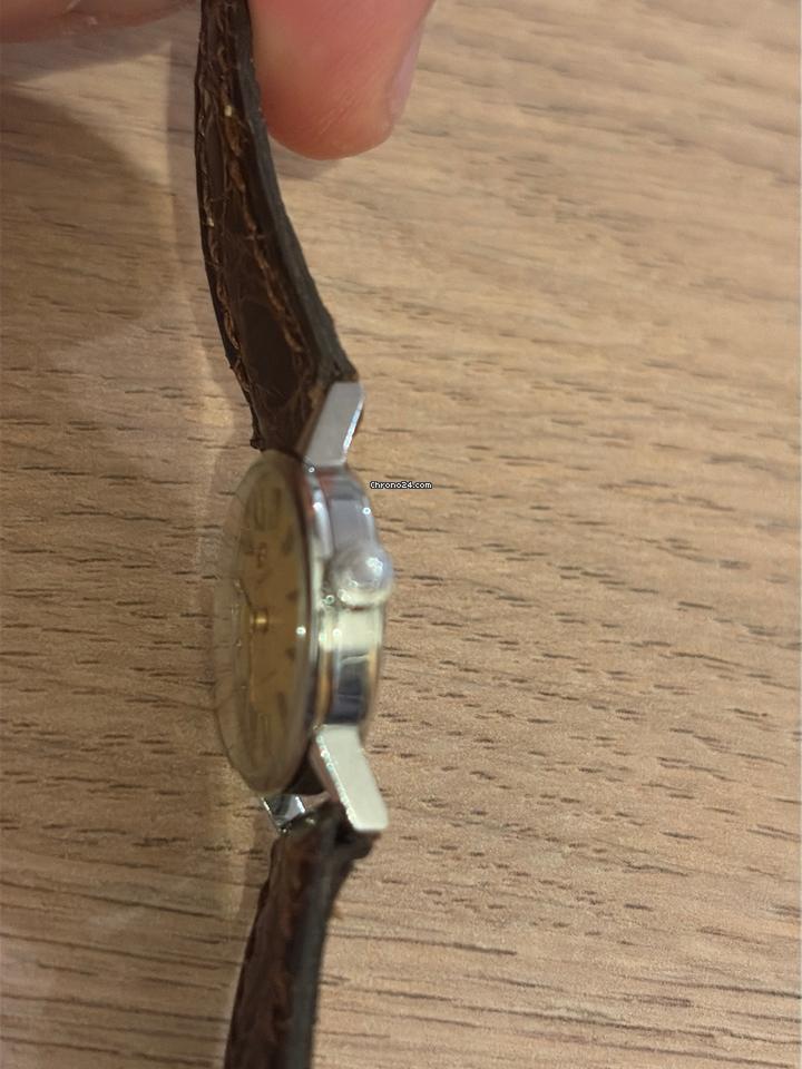Omega Genève