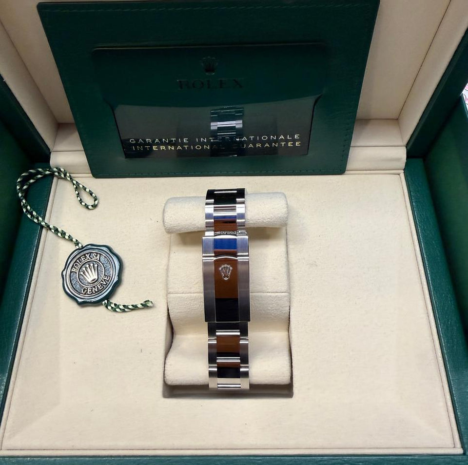 Rolex | Datejust | 126300 2025 New Unworn | Steel | 41 x 48 mm | Steel | Grey | Automatic