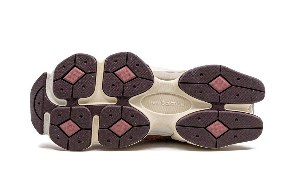 New Balance 9060 Cherry Blossom Pack - Mineral Red