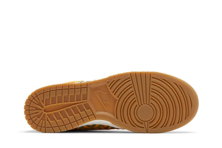 Nike Dunk High Somos Familia