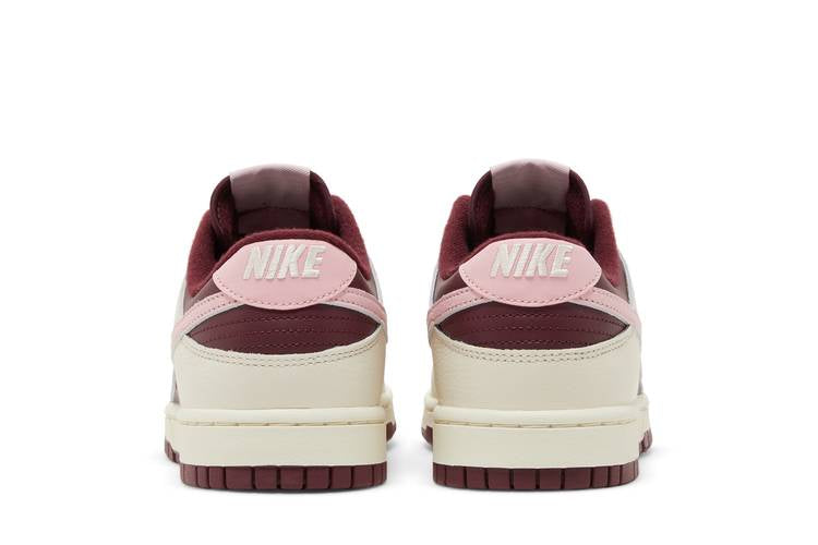 Nike Dunk Low ValentineS Day