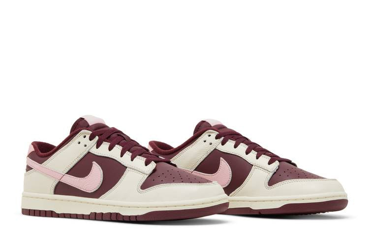 Nike Dunk Low ValentineS Day