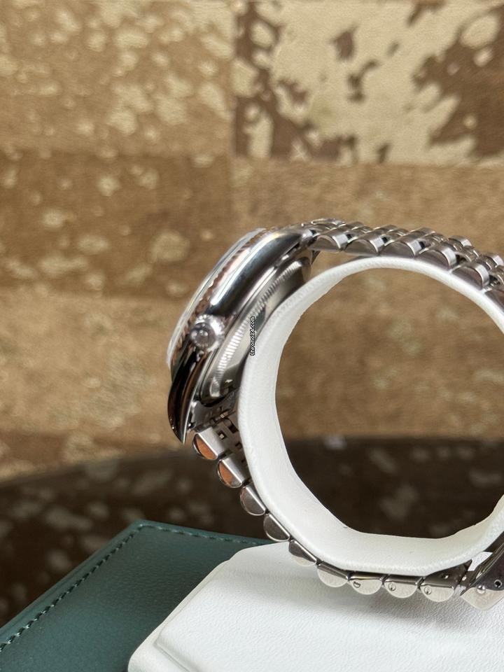 Rolex | Datejust | 16234 | Steel | 36 mm | Steel | Black | Automatic