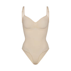 SKIMS SEAMLESS SCULPT BRIEF BODYSUIT
