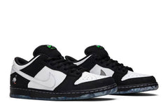 SB Dunk Low Panda Pigeon