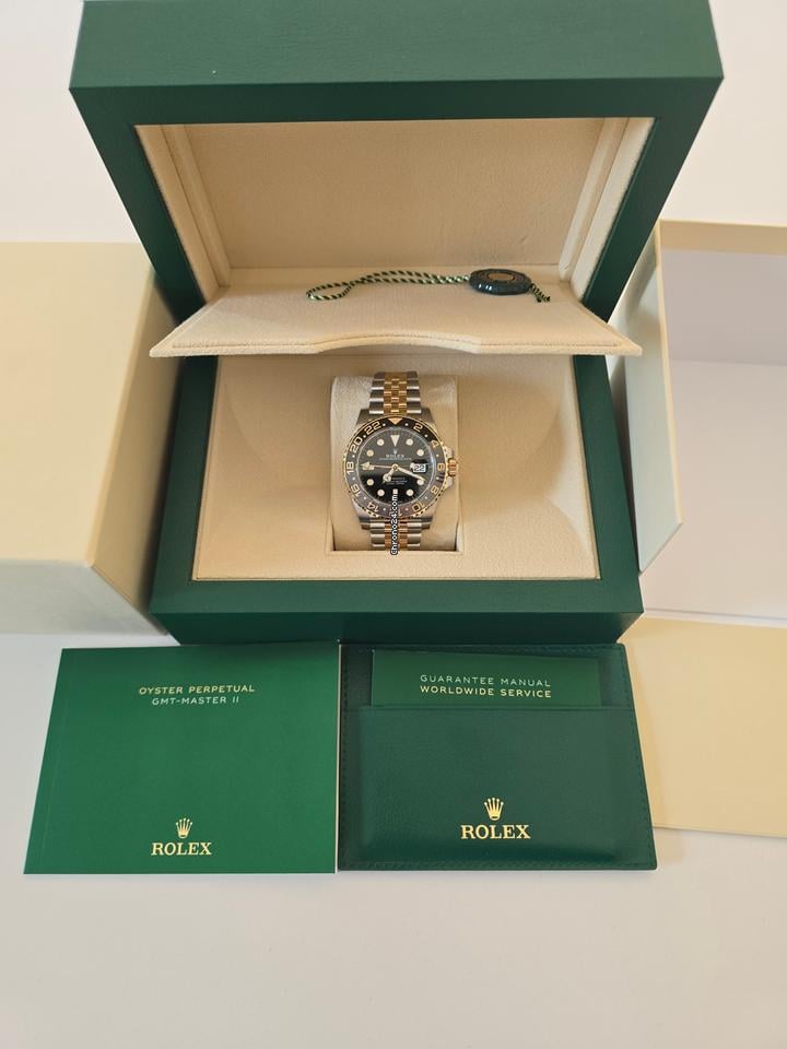 Rolex | GMT-Master II | 126713grnr | 40 mm | Gold/Steel | Automatic