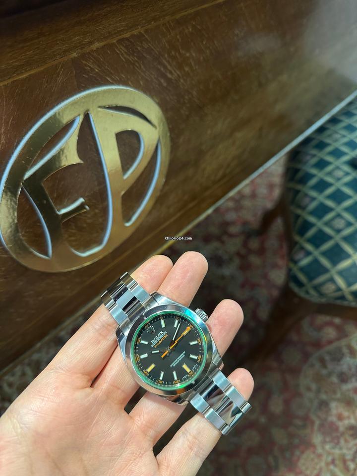 Rolex | Milgauss | ROLEX 116400GV FULL STICKERS MK1 FULL SET BLACK GREEN GLASS | Steel | 40 mm | Steel | Black | Automatic
