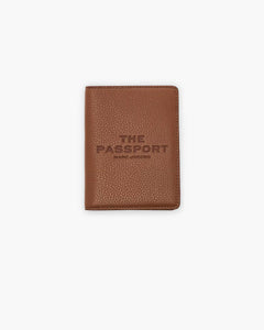 Marc Jacobs Marc Jacobs The Passport Case Argan Oil Argan Oil